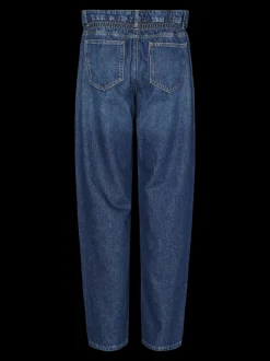Sitter Under Bulan Jeans