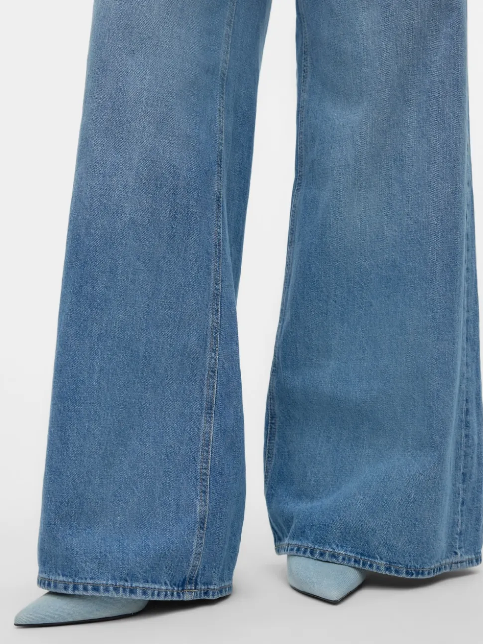 VMANNET Medelhög Midja Vid Passform Jeans