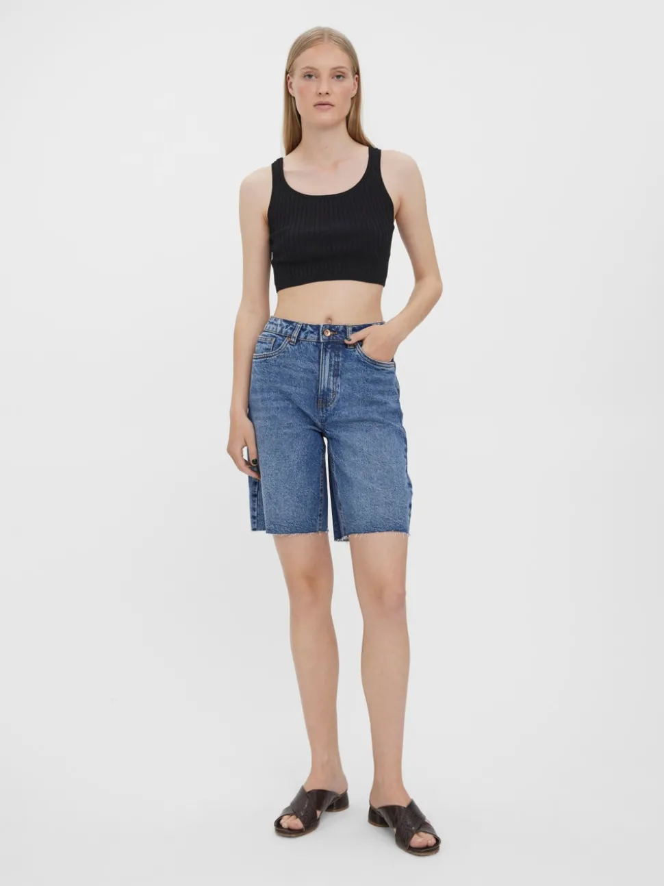 VMBRENDA Shorts