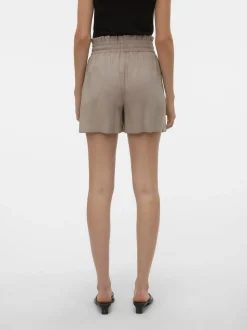 VMCARISA Shorts