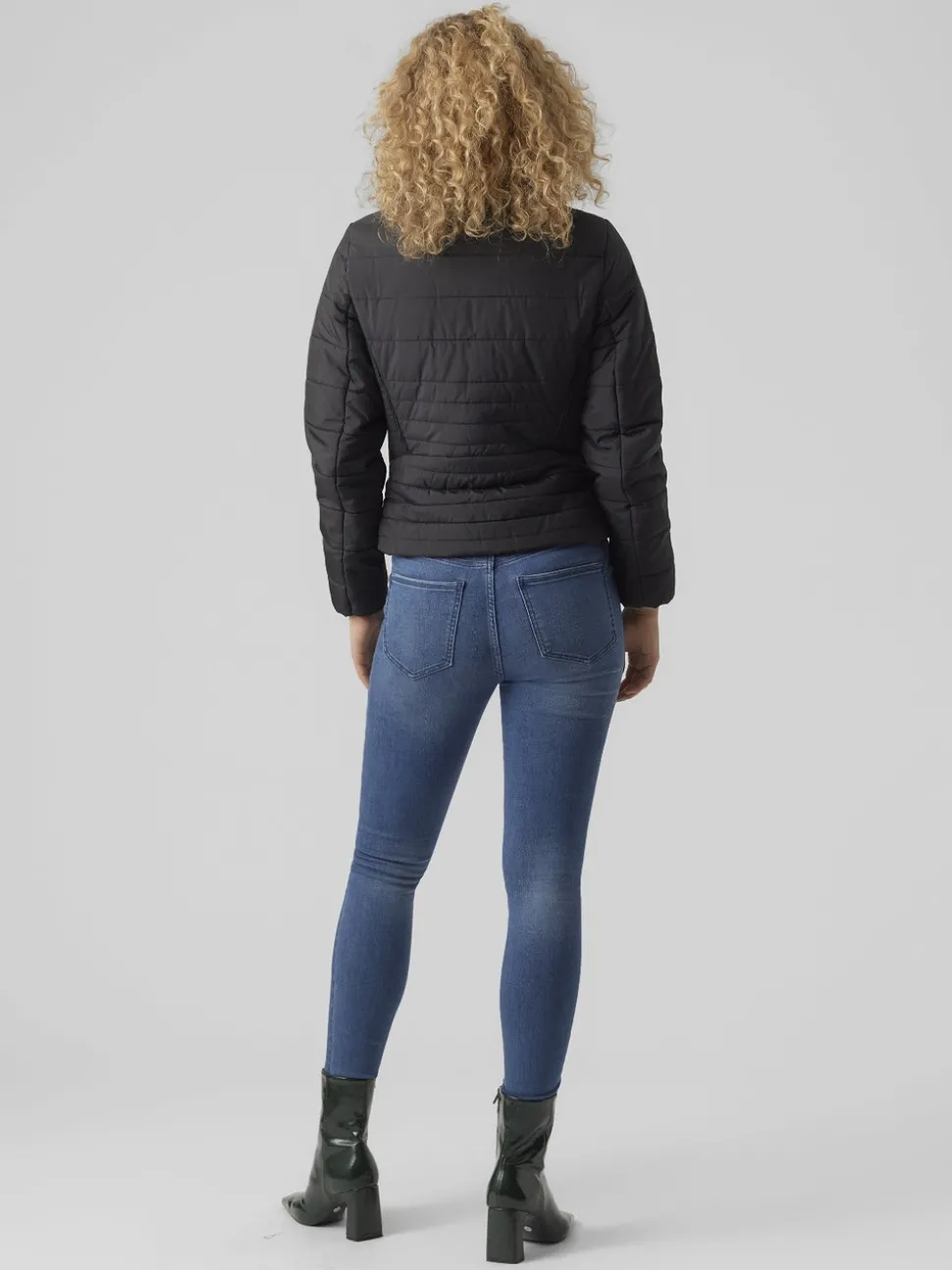 VMCLARISA Jacka