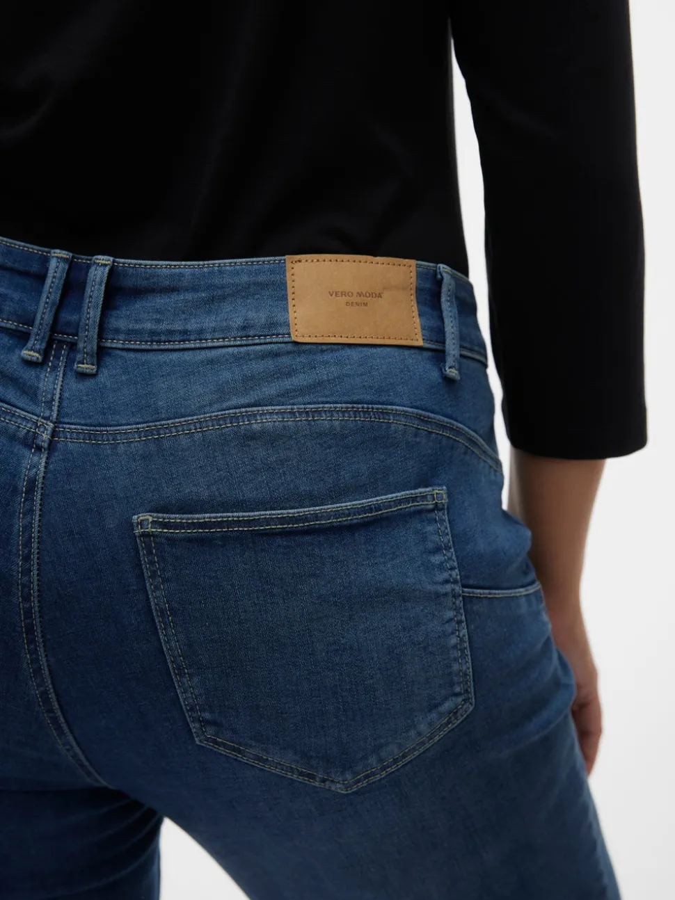 VMCSELA Medelhög Midja Slim Fit Jeans