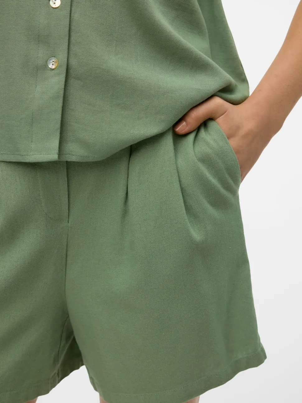 VMJESMILO Shorts