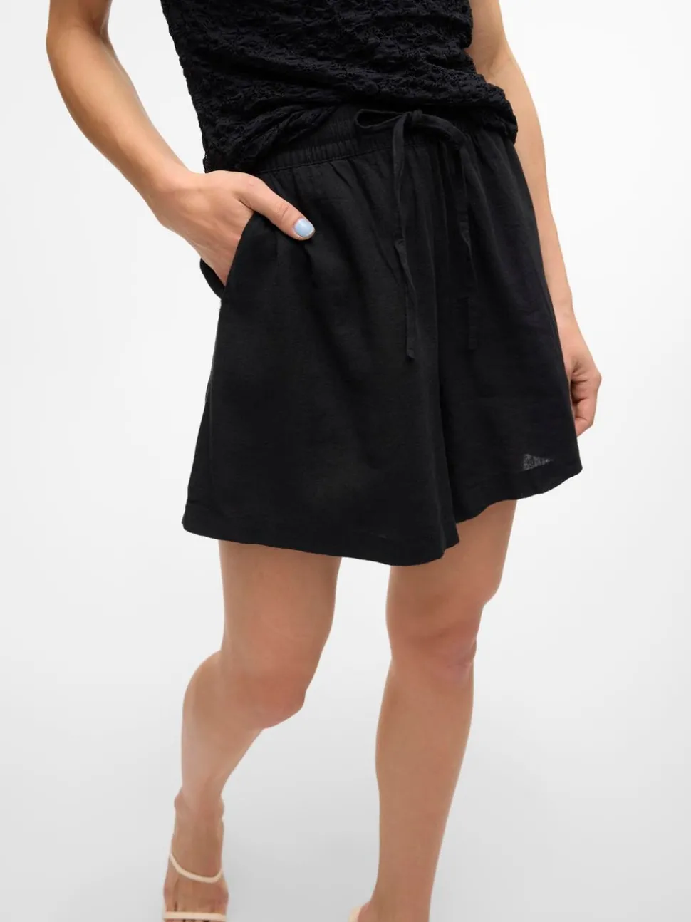 VMLINN Shorts