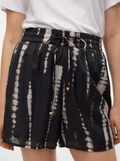 VMMAJA Shorts