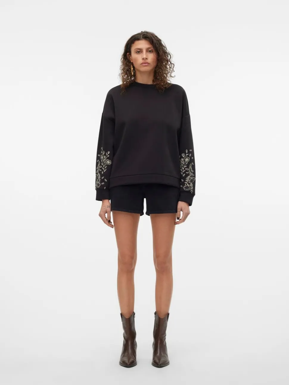 VMTESS Shorts