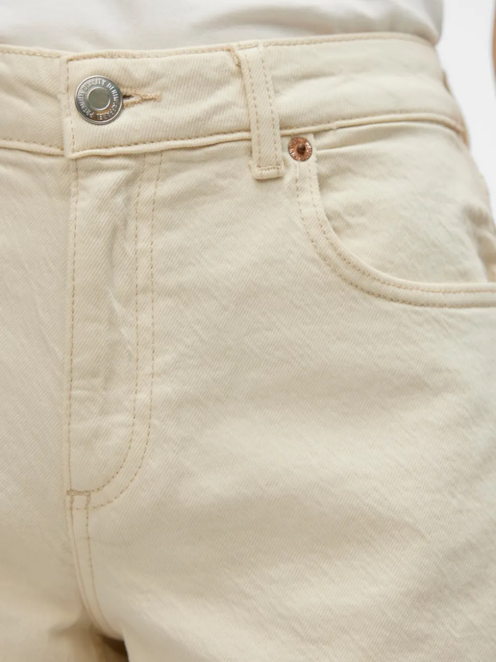VMTESS Shorts