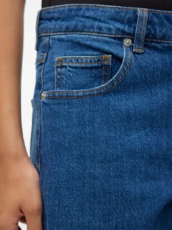 VMTESS Shorts