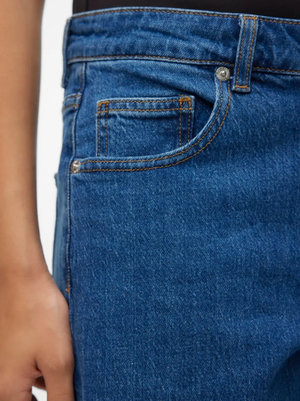 VMTESS Shorts