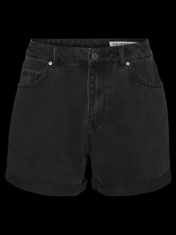 VMZURI Shorts