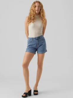 VMZURI Shorts